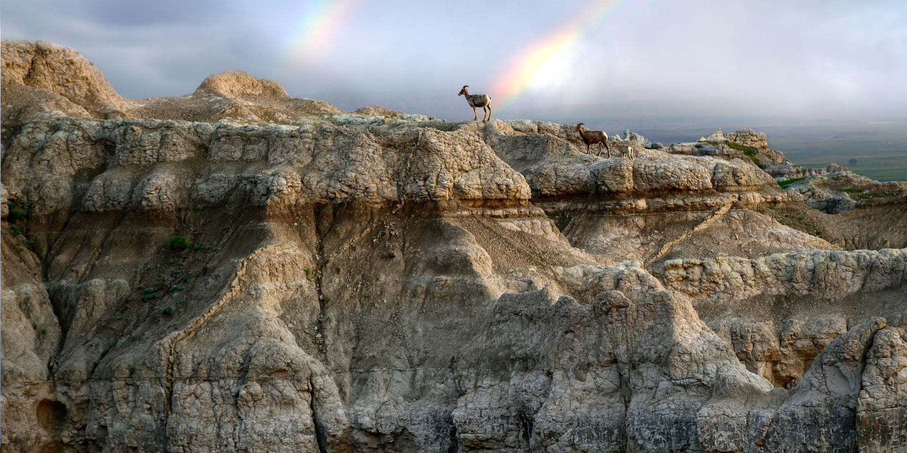 Badlands in October: A Quiet Fall Escape Through Stone, Sky, and Prairie