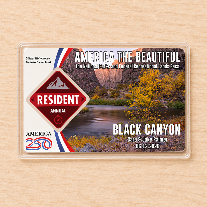 Pack 6 Black Cayon National Park Pass Sleeves – Landscapes & Animals | Gift for Hikers & Travel Lovers