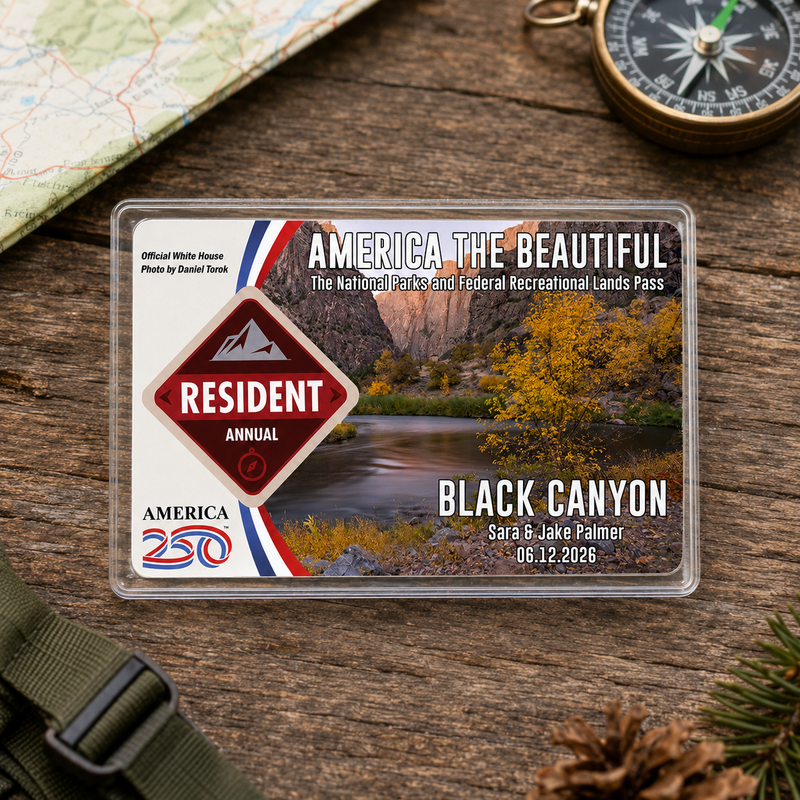 Pack 6 Black Cayon National Park Pass Sleeves – Landscapes & Animals | Gift for Hikers & Travel Lovers